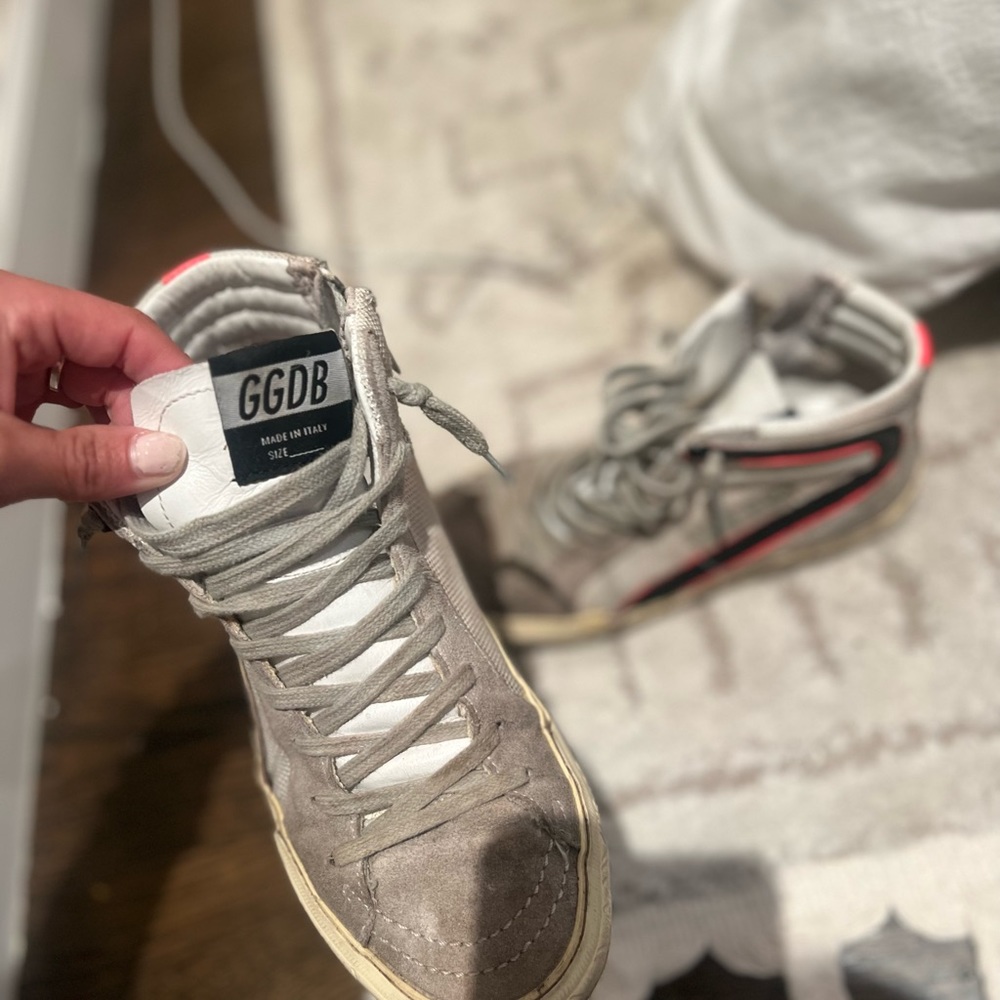 Golden Goose Deluxe Mid-Tops - Picture 3 of 3